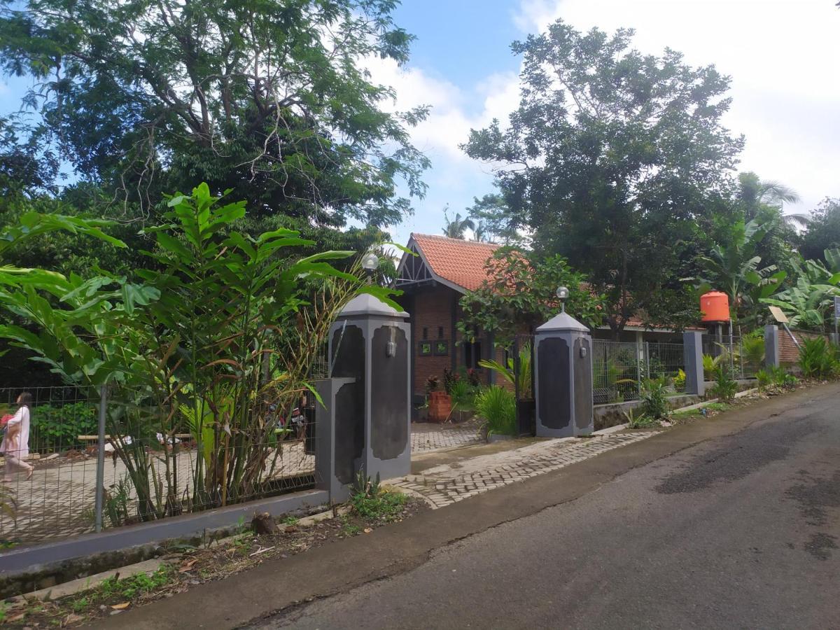 Kelapa Gading Villas Banyuwangi  Esterno foto